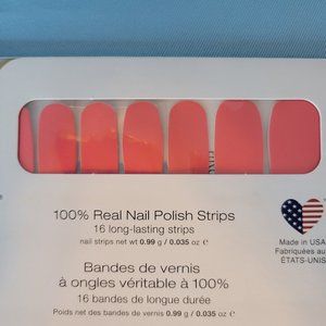 Color Street nails polish strips in Caribbean Coral